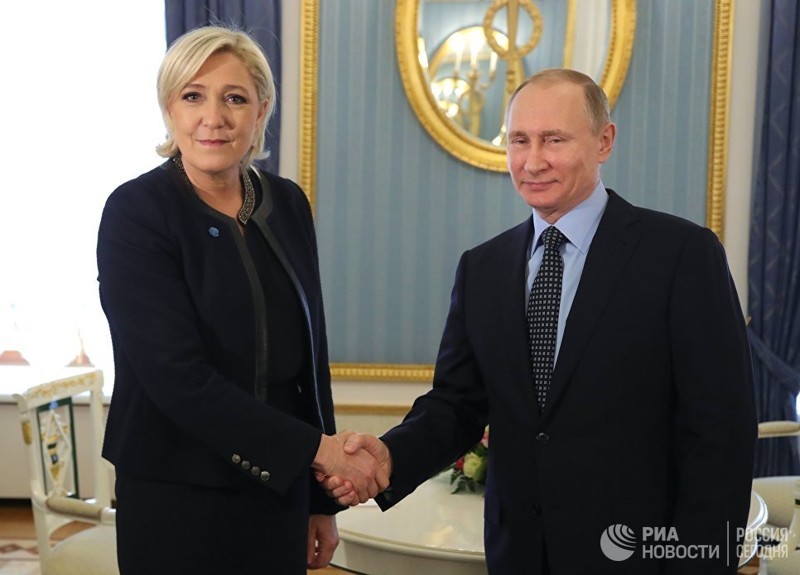 Путин встретился с Марин Ле Пен