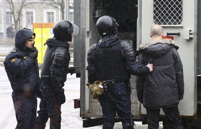 ЕС обвинил Минск в нарушении демократических принципов