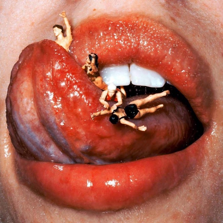 Чувственные  фотографии женских губ крупным планом, на которые невозможно спокойно смотреть