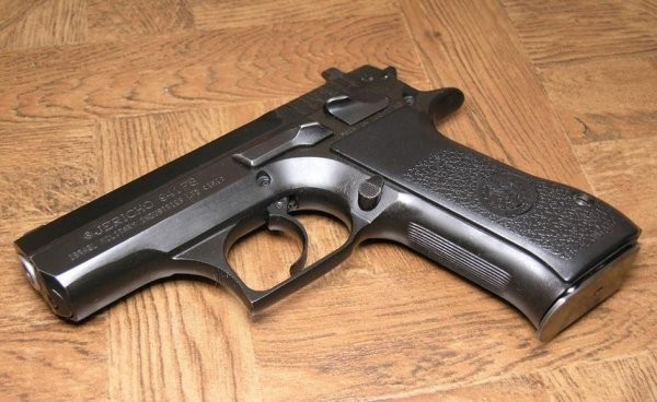 Пистолет Jericho 941 FS