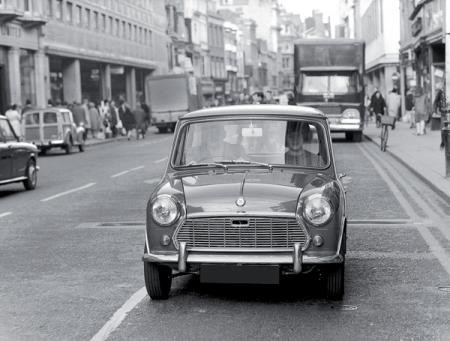Первый автомобиль Аткинсона – апельсиновый «Morris Mini Mk II» (1969 г.)