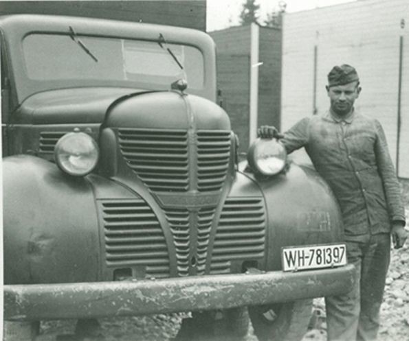 Трофейный американский грузовик "Fargo" на службе в Вермахте.