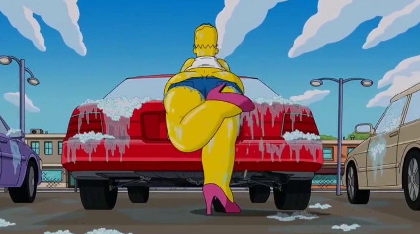 10. Мойка автомобиля - одна самых сексуальных сцен во многих фильмах. Девушки в бикини моют машины - это уже никакой не стереотип, это реальность. Сегодня существует множество "звездных моек", где участвуют модели-бикини и журнала "Плэйбой"