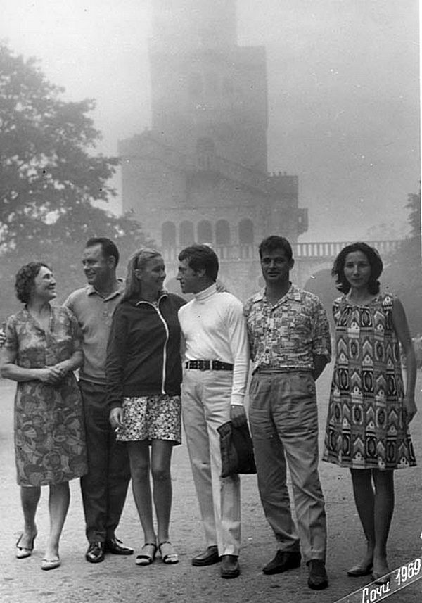97. Владимир Высоцкий и Марина Влади в Сочи, июль 1969 года