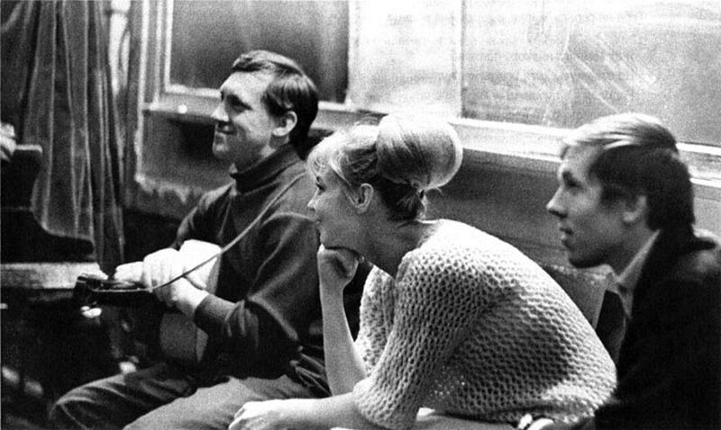 69. Высоцкий, Н.Шацкая, В.Золотухин. Москва, Театр на Таганке, 1967 год
