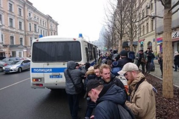 Несанкционированная акция в центре Москвы: десятки задержанных