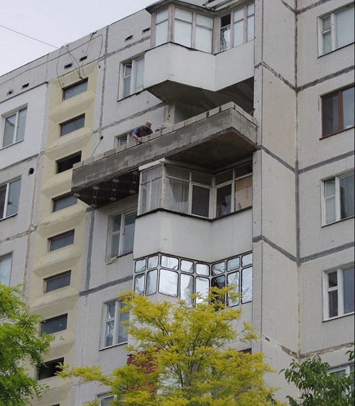 15 эпичных балконов, которые вводят в полный ступор