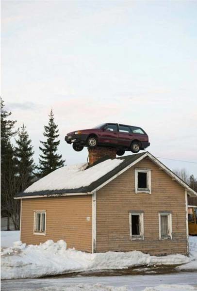 Припарковался на крыше 