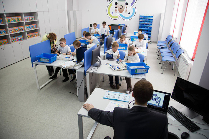 Квантовое детство: в школе № 50 Белгорода открылся детский технопарк