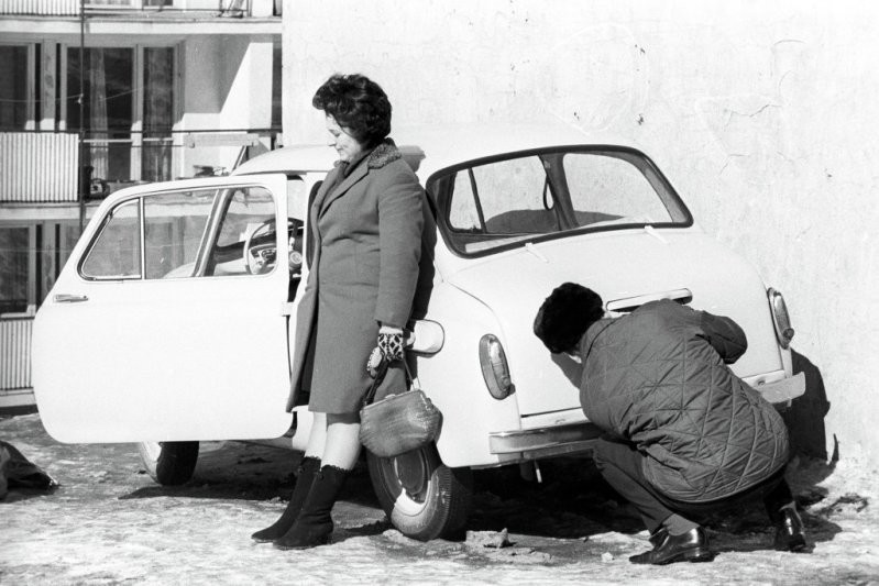 Как покупали автомобили в СССР