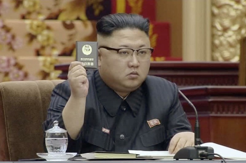 Высший руководитель КНДР Ким Чен Ын на заседании Верховного народного собрания в минувший вторник в Пхеньяне 