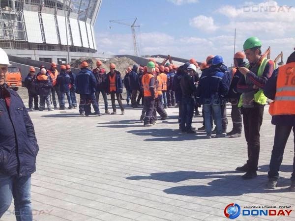 Строители главного объекта чемпионата мира не получают деньги на протяжении пяти месяцев