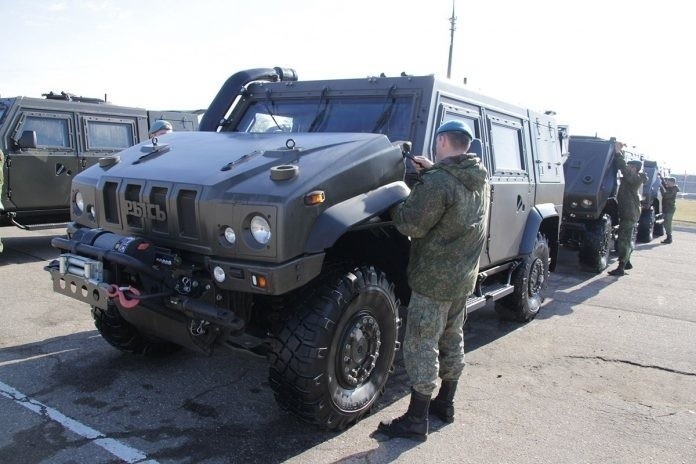 В Псковское соединение Воздушно-десантных войск поступило 16 бронеавтомобилей «Рысь»