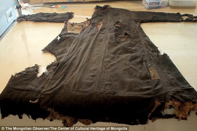 Монгольская "мумия в кроссовках" умерла от удара по голове