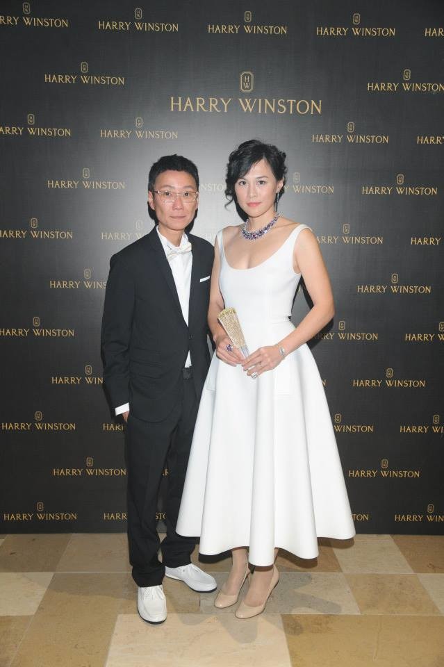 Гонконгский магнат поднял до 180 миллионов долларов награду за женитьбу на своей дочери