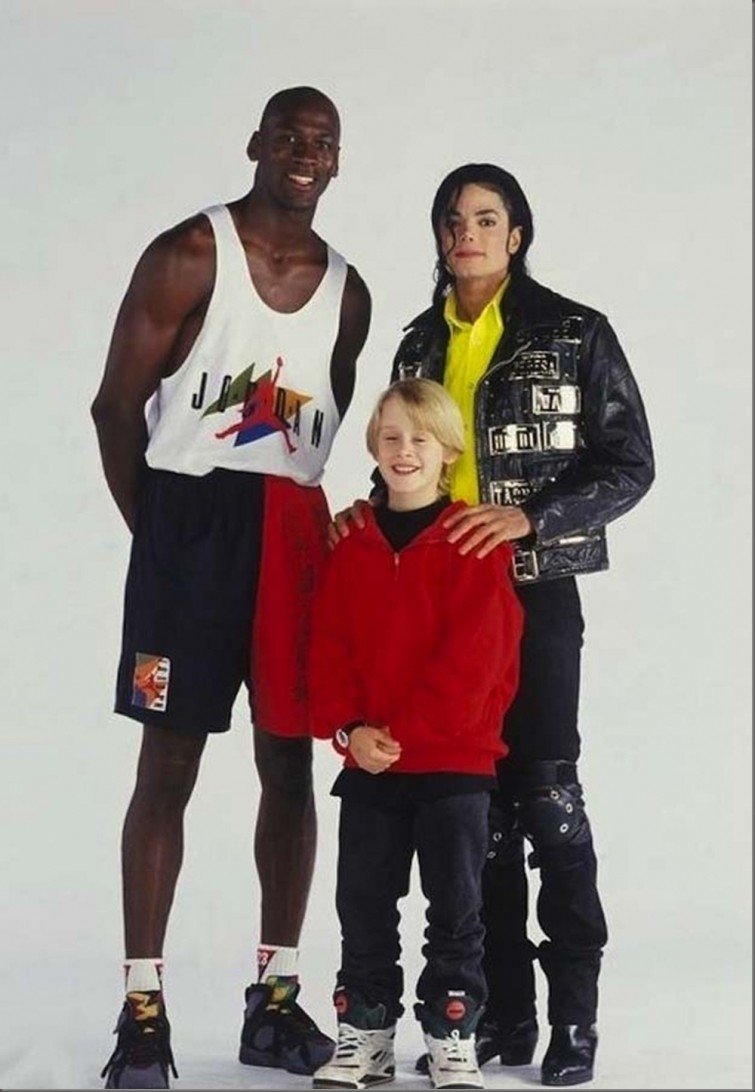  Майкл Джордан, Майкл Джексон и Маколей Калкин, США, 1991 год 
