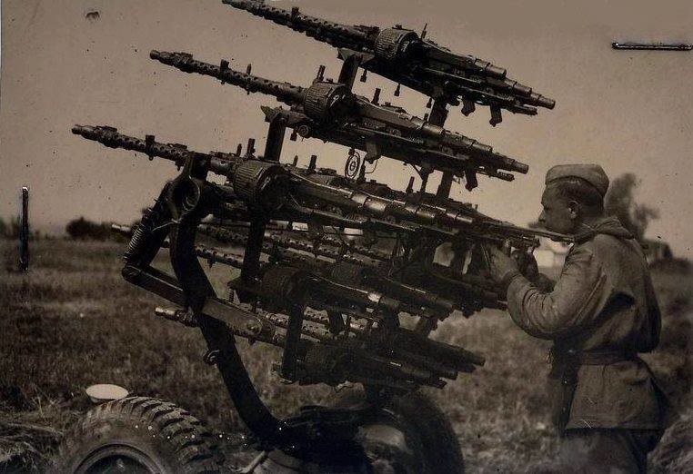 Эксклюзив! Трофейные MG-34 в качестве зенитной установки.