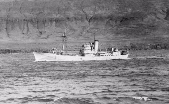Грозный HMS Ayrshire (FY 225)