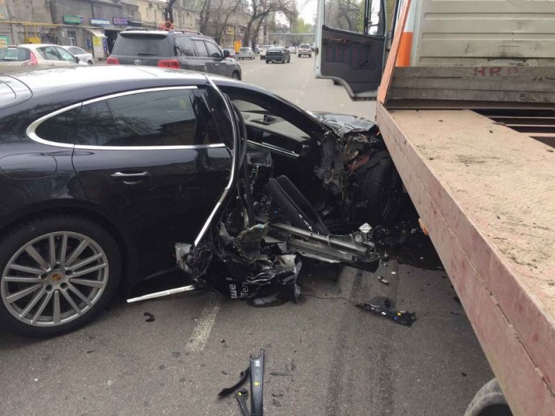 По данным патрульной полиции, никто из участников аварии не пострадал.   Скопировано с сайта http://odessa-life.od.ua