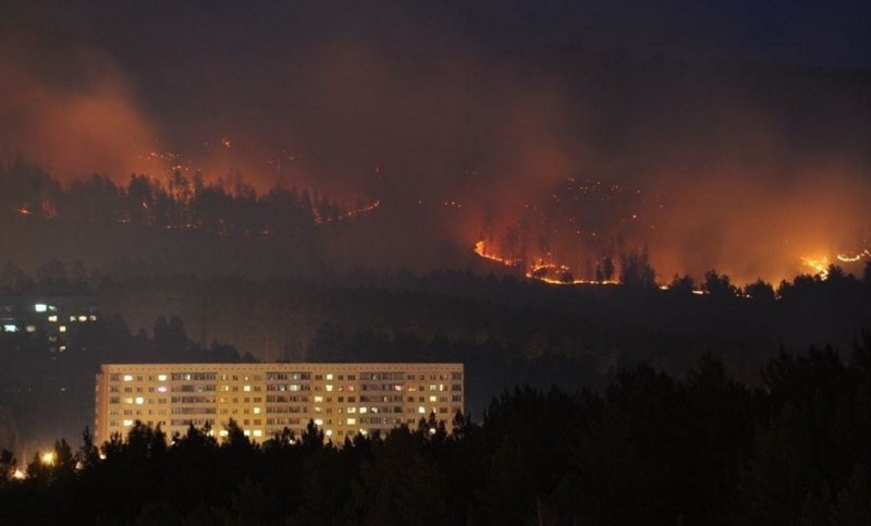 В минувшую субботу пожар охватил лес Железногорска, располагающегося в 62 км от Красноярска 