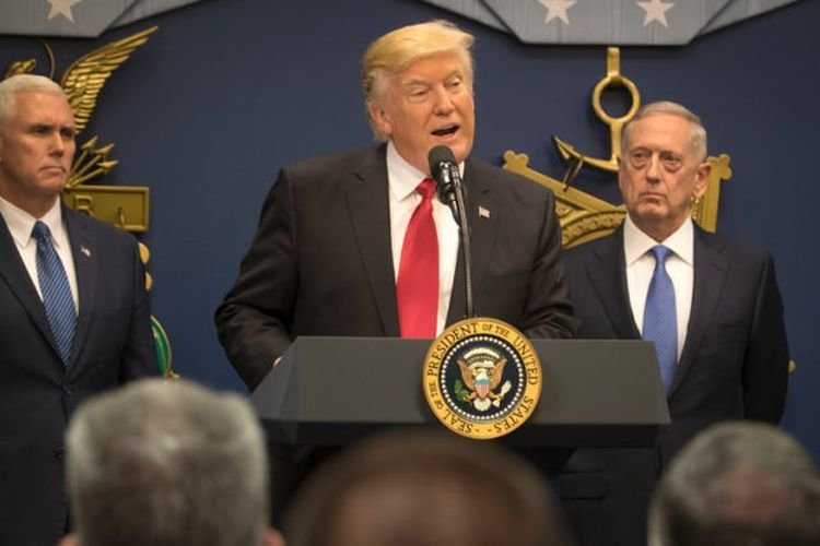 100 дней Трампа. За что боролись?