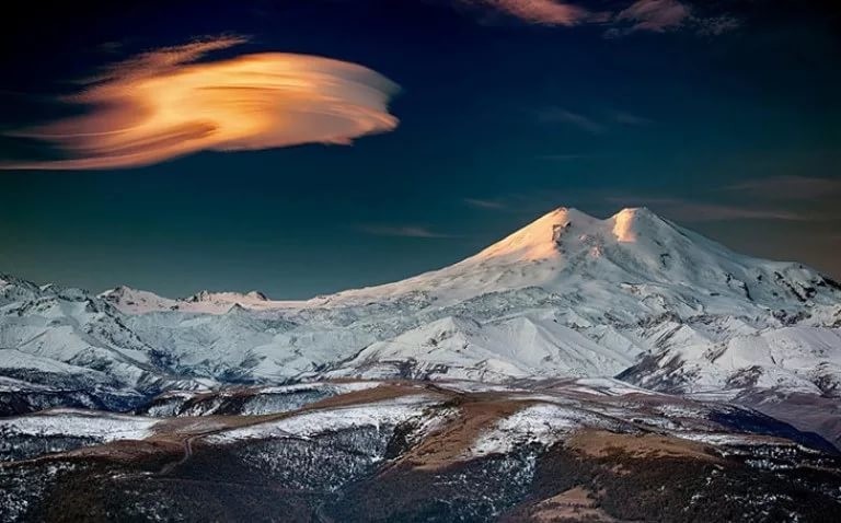 Гора Эльбрус республика Кабардино-Балкария