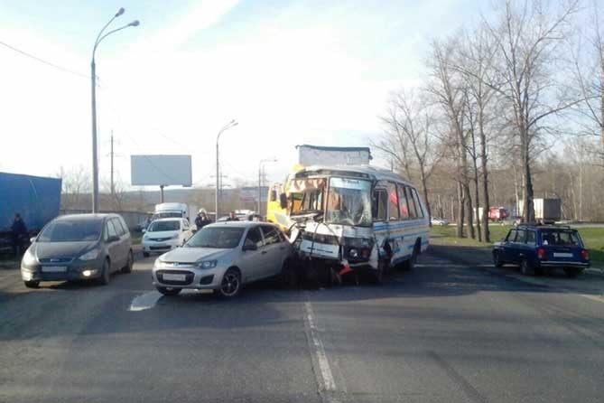 Авария дня. Масштабное ДТП в Жигулевске