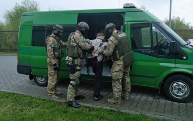Первый звоночек: В ЕС задержан австриец, воевавший за украину и пытавший ополченцев Донбасса