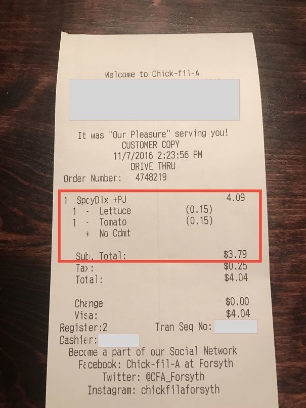 В ресторанах сети Chick-Fil-A из чека вычитается стоимость ингредиентов, которые гость попросил убрать из блюд