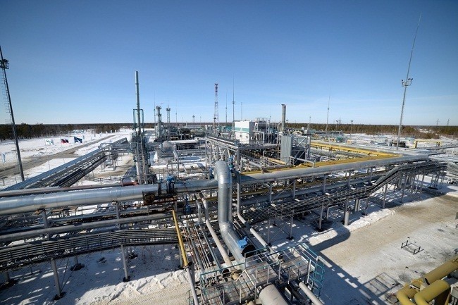В г. Ноябрьск Ямало-Ненецкого АО введена в эксплуатацию вторая очередь Вынгапуровского газоперерабатывающего завода.