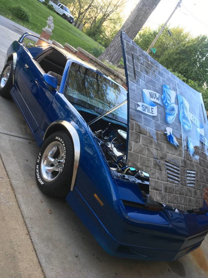 Безумный тюнинг салона Pontiac Firebird Trans Am