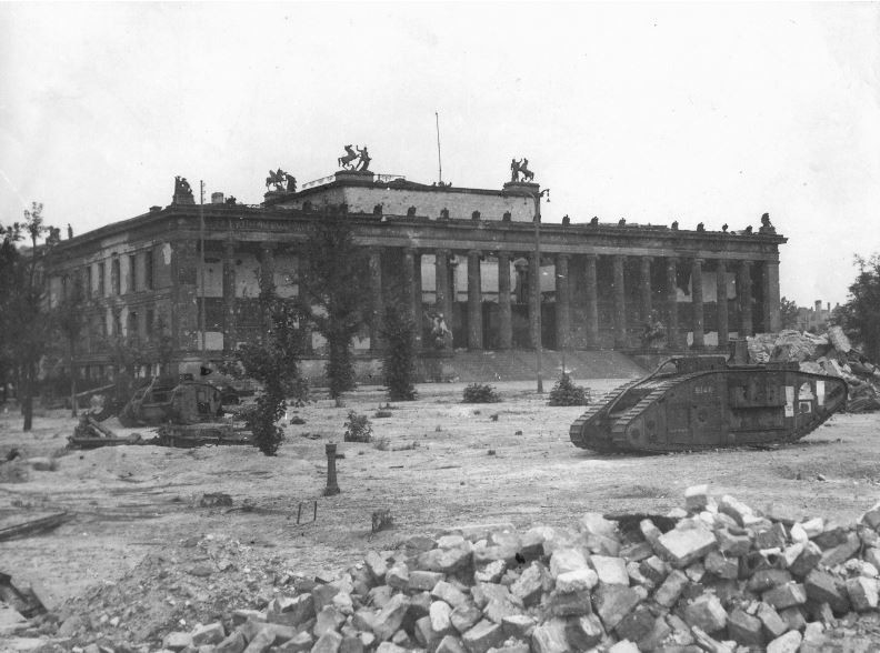 Нужен-ли был штурм Берлина?