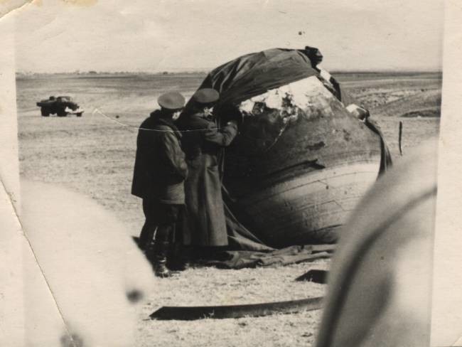 Мемориал на месте приземления Гагарина и история его создания