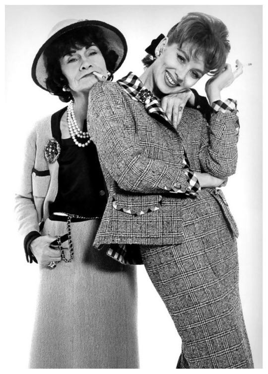 Коко Шанель и Сьюзи Паркер, 1959 год.