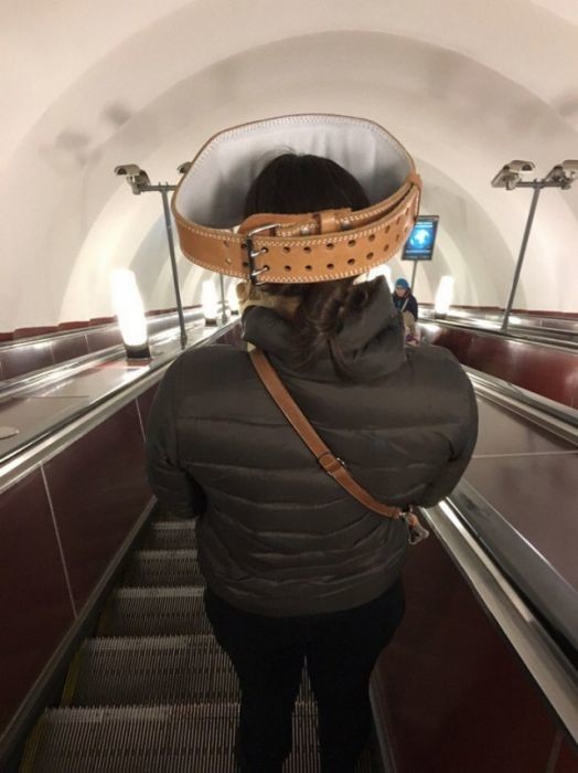 Странные пассажиры российского метро
