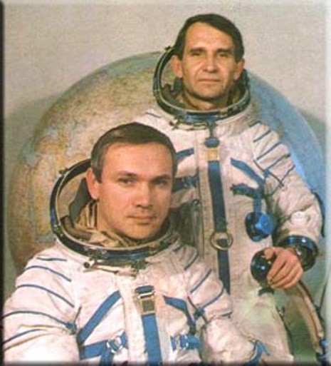 Сегодня, 13 мая, день рождения у космонавта Владимира Джанибекова