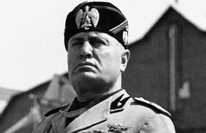 Бенито Муссолини (Италия)
