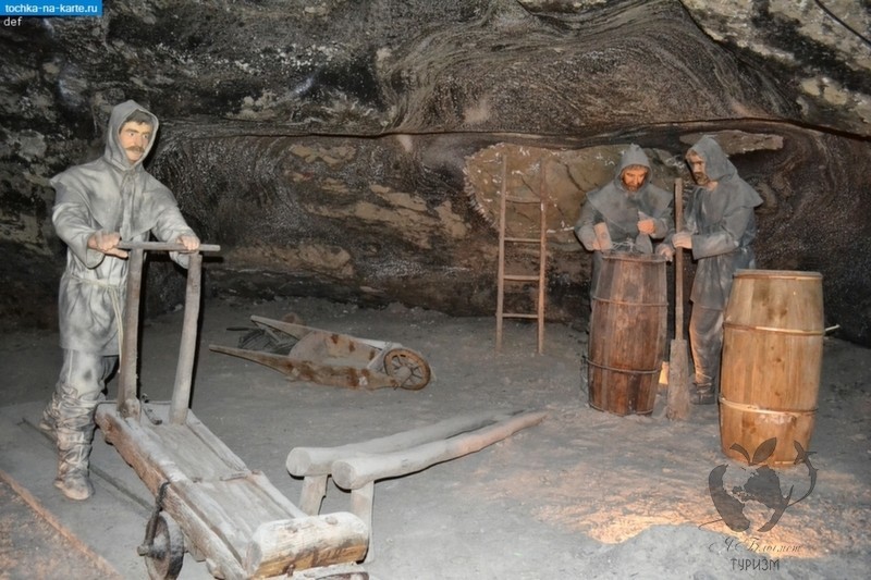 5. Соляной подземный «дворец» в Кракове (Польша)