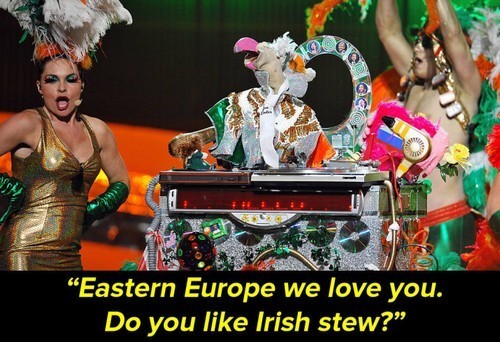 26. …Ирландия пыталась отправить на Евровидении индейку, но та отсеялась в полуфинале. А ЖАЛЬ. ЛАТВИЯ ДАЛА БЫ 12!