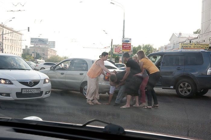 Хамство на дорогах