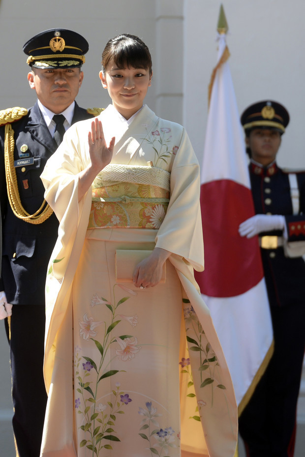 Японская принцесса готова отречься от титула и стать простолюдинкой ради любви