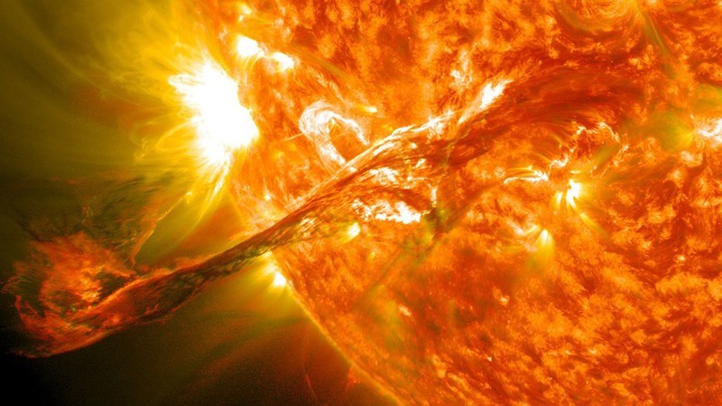 NASA зафиксировало аномальные вспышки на Солнце