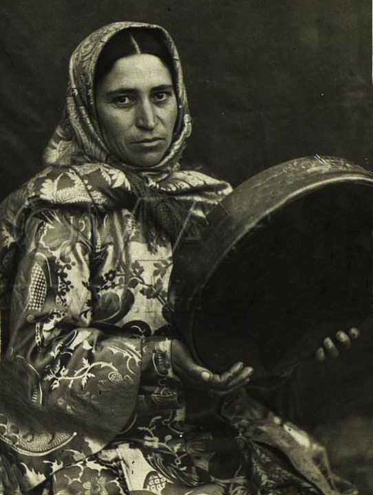 Шаманка из деревни Курла, Дагестан 1950