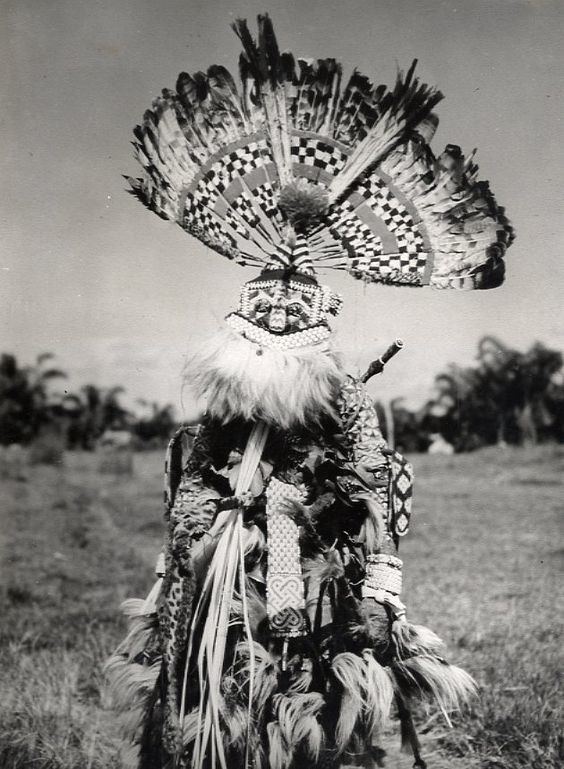 Поразительные шаманские атрибуты в исторических фотографиях