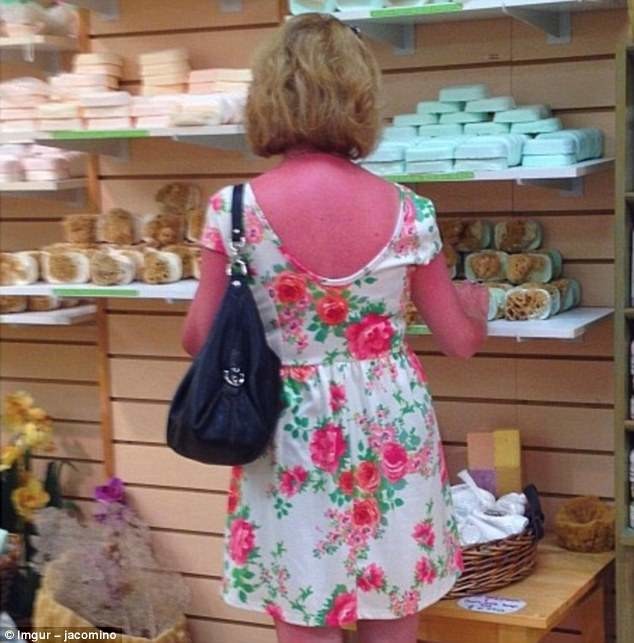 Как определить, что вы провели слишком много времени на солнце? Загар должен совпадать с цветом алых роз на вашем платье.