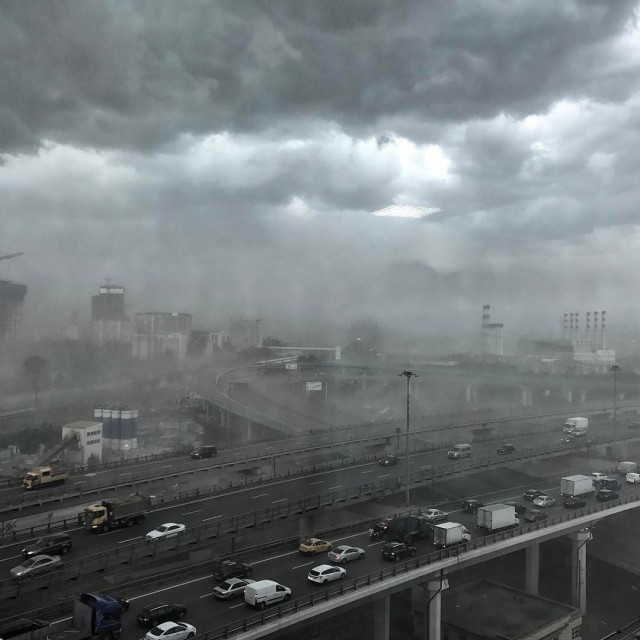 Унесенные ветром: фото и видео московского апокалипсиса
