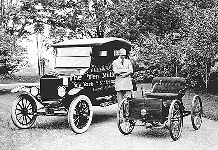 2. Знаменитый капиталист Генри Форд навсегда вошёл в историю своим широким жестом. Через 11 лет после основания своего автомобильного завода – он в один день УДВОИЛ зарплату всем работникам. После этого рабочие начали сами покупать машины Форда.