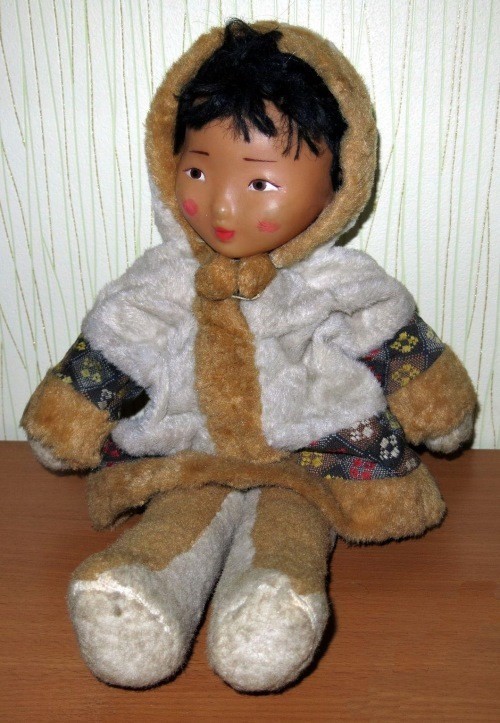 Кукольная девочка-якутка 70-х годов — 35 000 рублей