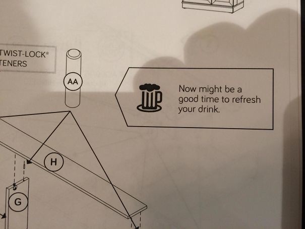 Пометка на инструкции по сборке мебели: "А сейчас можете немного выпить"