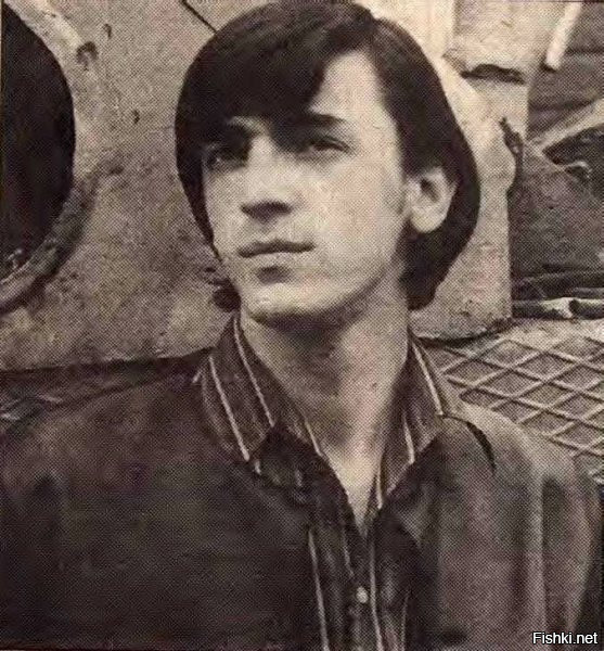 Молодой Михаил Боярский